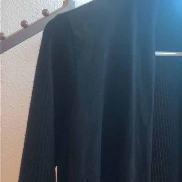 Clothes - Picture 3 of 3